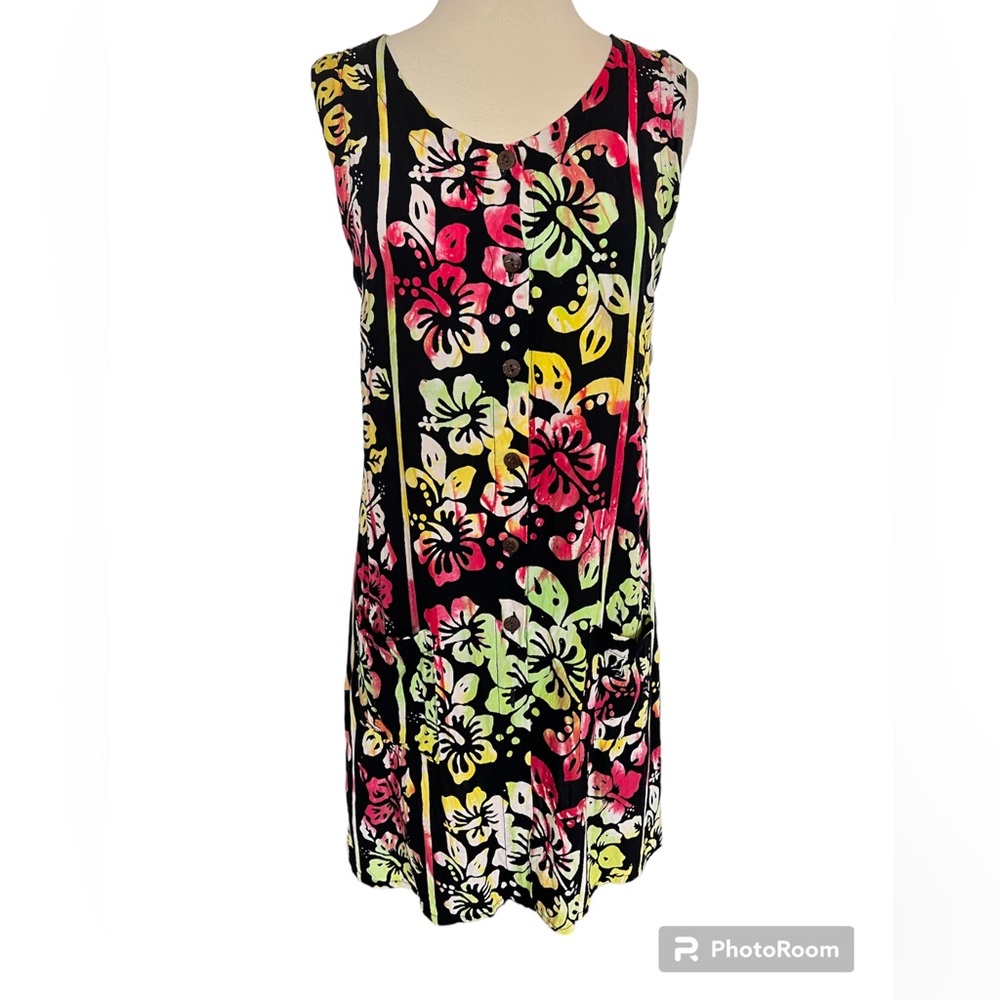 Black Hawaiian Dress with Colorful Flowers Size 1 100% Rayon (4-6)